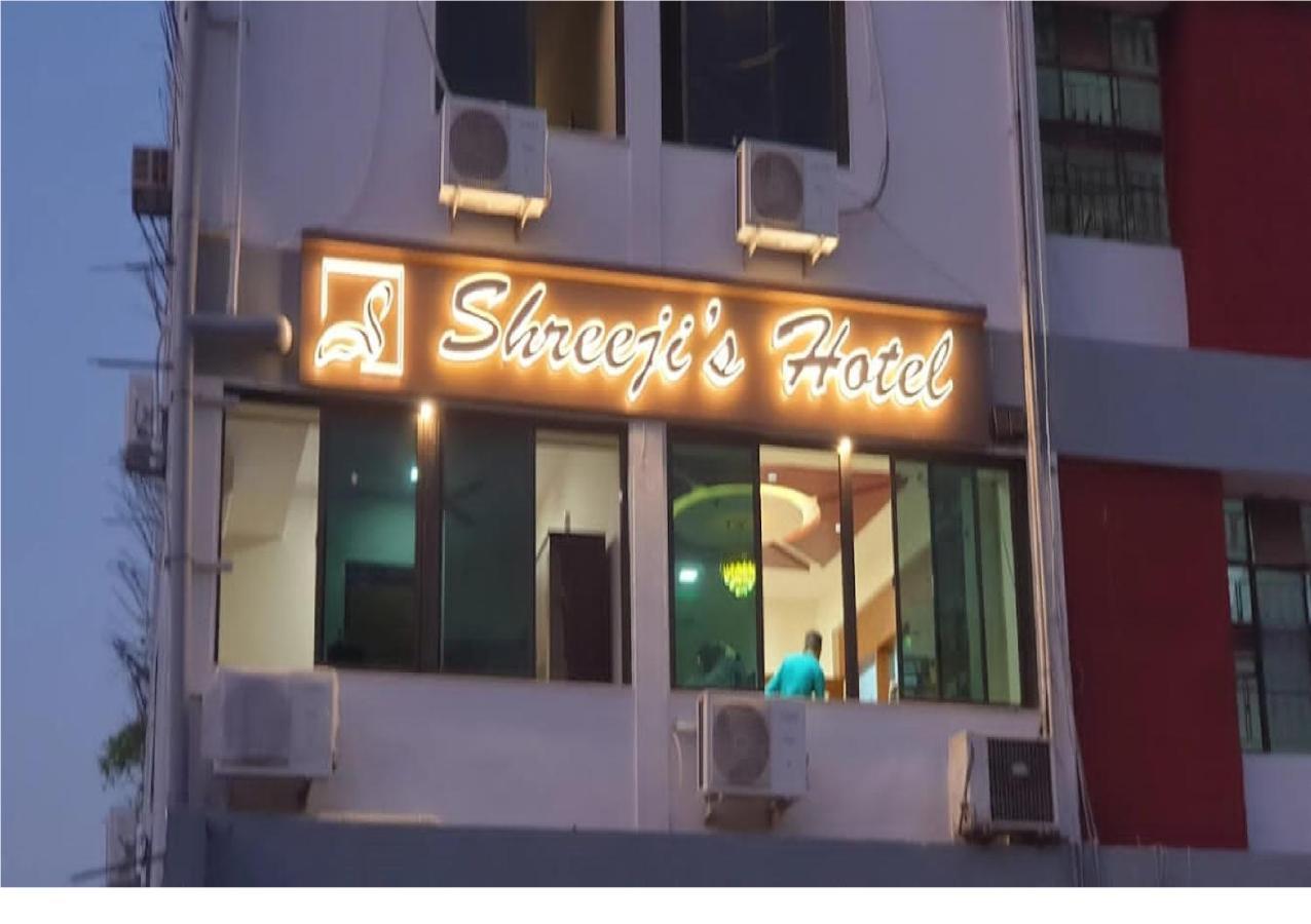 גנדהינאגר Hotel Shreeji'S מראה חיצוני תמונה